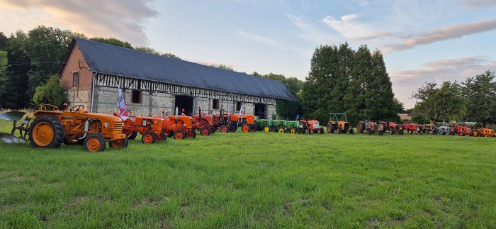 TdF_les_tracteurs.JPG